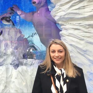 Meet your Posher, Annie